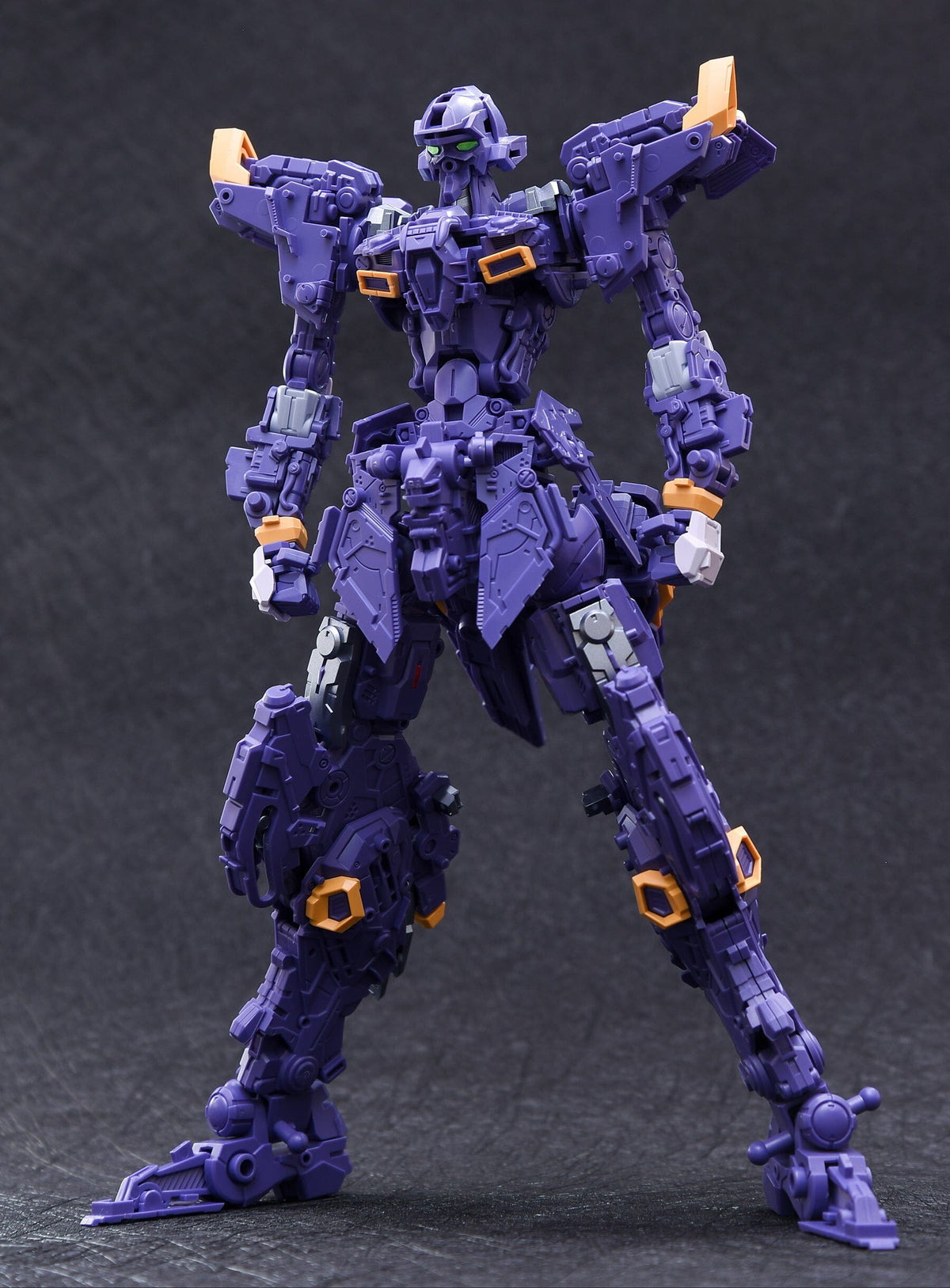 Infinity Nova THB-02A Thunderbolt 1/100 Scale Model Kit