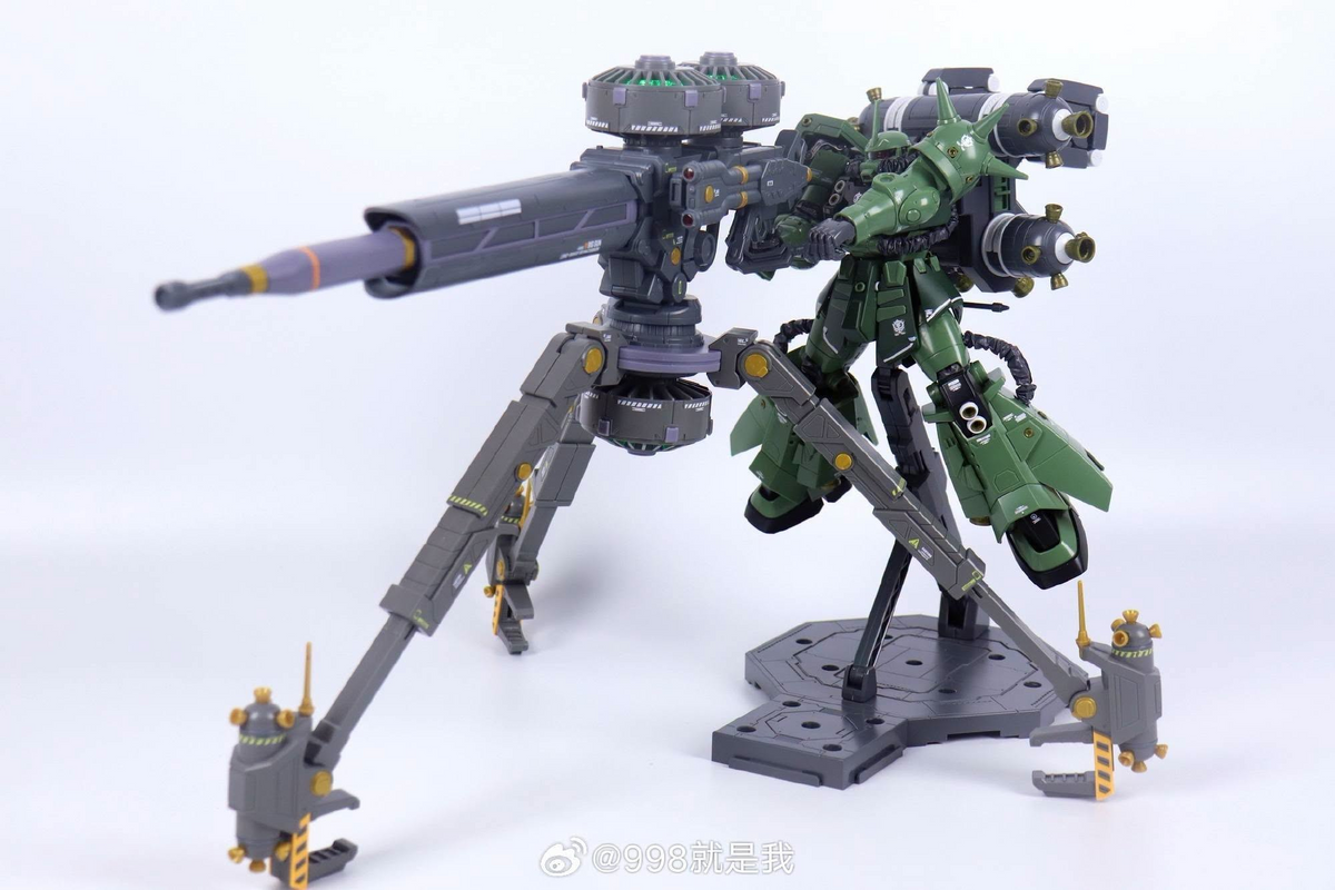 Raine Model MG 1/100 High Mobility Zaku II Thunderbolt version with Big Gun model kit