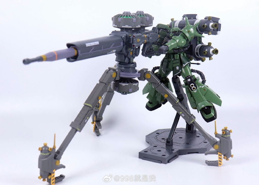Raine Model MG 1/100 High Mobility Zaku II Thunderbolt version with Big Gun model kit