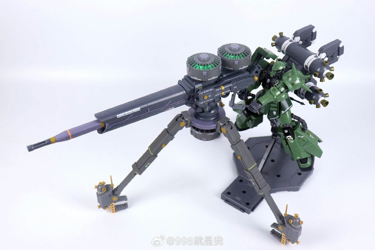 Raine Model MG 1/100 High Mobility Zaku II Thunderbolt version with Big Gun model kit