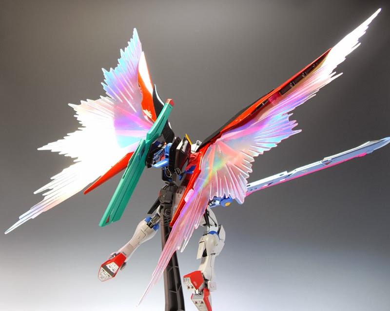 MG 1/100 Destiny Gundam (Extreme Blast Mode)